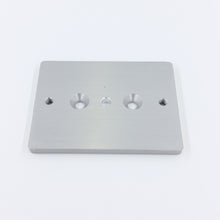 Load image into Gallery viewer, MOUNTING PLATE, TRACK ONLY